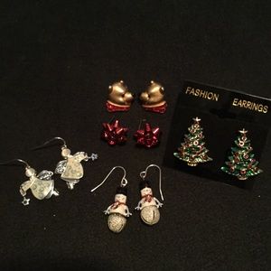 Set of 5 Pairs of Christmas Earrings